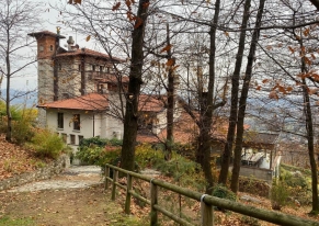 Un viaggio aziendale con team building, per celebrare i traguardi raggiunti e prepararsi a nuove sfide.